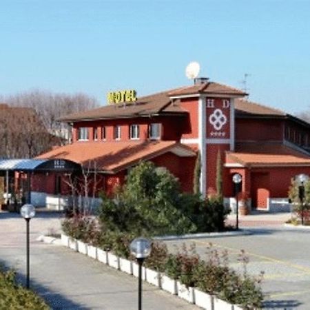 Hotel Daniel Basiano المظهر الخارجي الصورة