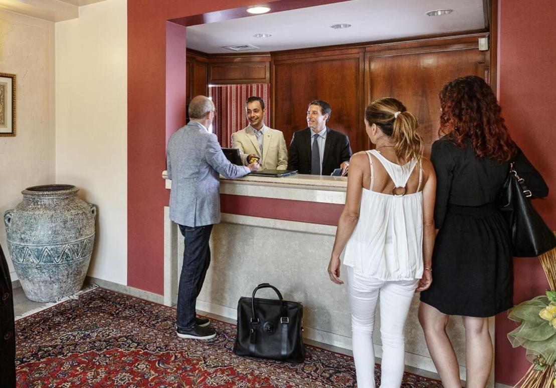 Hotel Daniel Basiano المظهر الخارجي الصورة