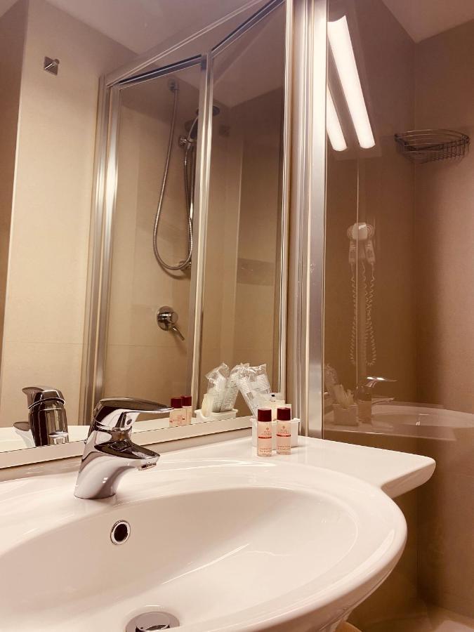 Hotel Daniel Basiano المظهر الخارجي الصورة