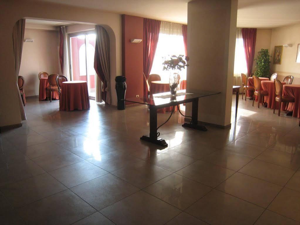 Hotel Daniel Basiano المظهر الخارجي الصورة